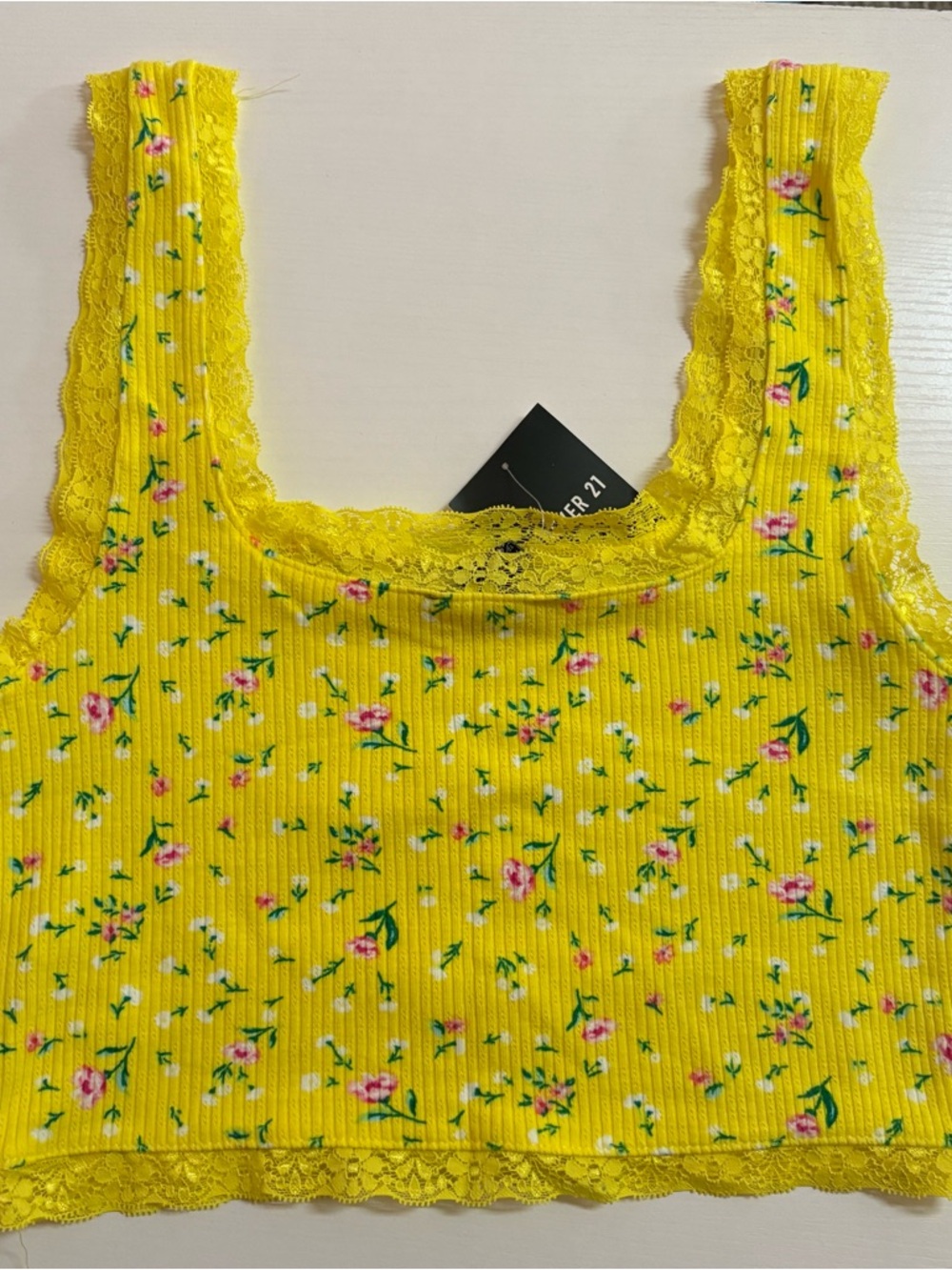 New Yellow Lace-Trim Floral Ribbed Crop Tank size M